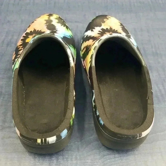 CROCS Neria Pro II clogs W7 - Picture 4 of 5